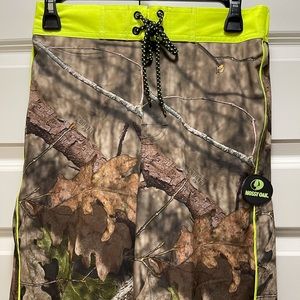Mossy Oak - Men’s Camo Board Shorts